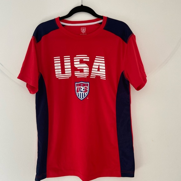 🌵USA Soccer Men’s DRI-Fit size Large - Picture 1 of 3